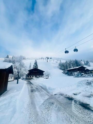 Bed and Breakfast Hochwart Hof Bed & Breakfast Зальбах-Хинтерглемм Экстерьер фото